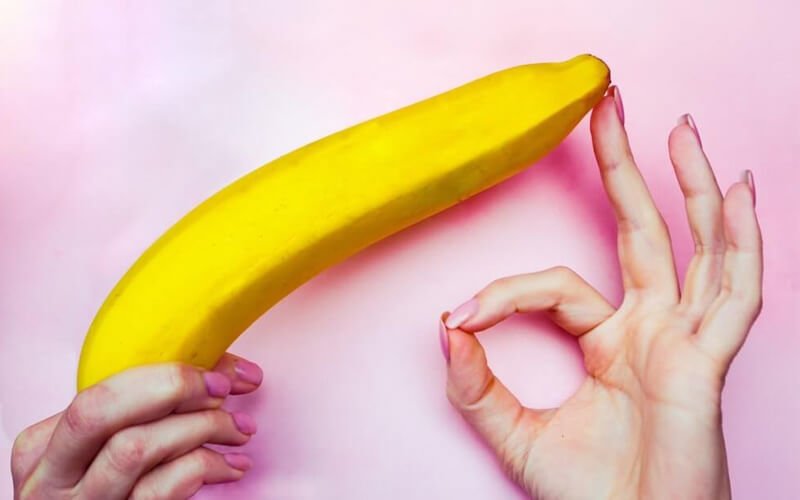 Banana and finger's hand